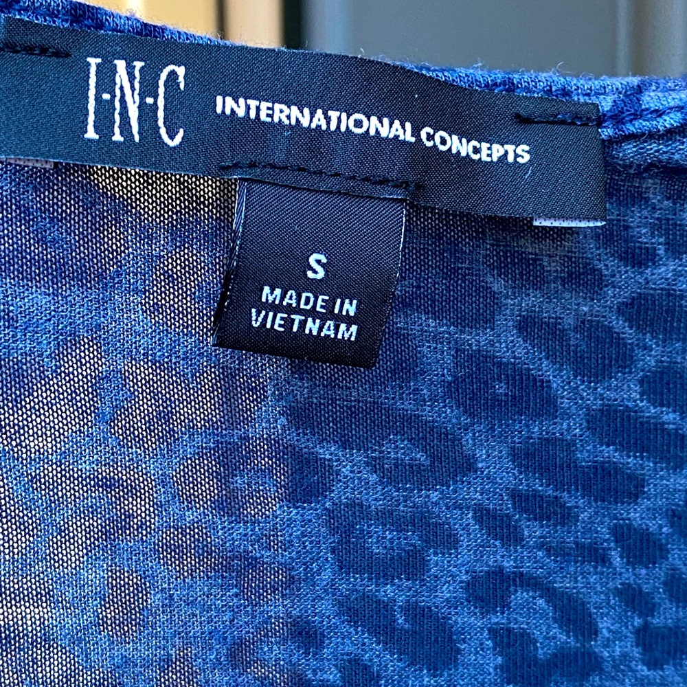 Sweater I got at Macy’s only wore twice it’s small